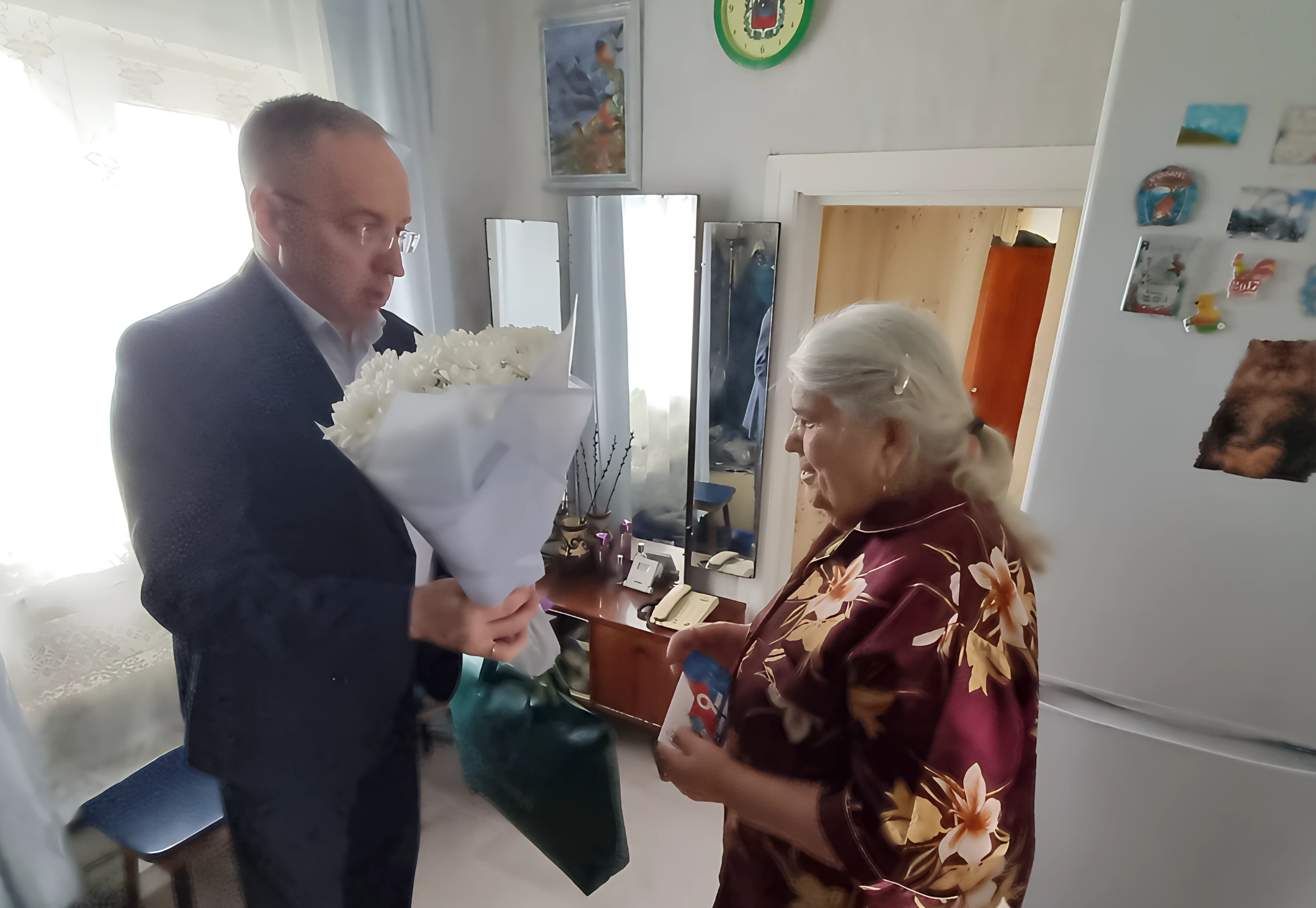 Накануне дня Победы.